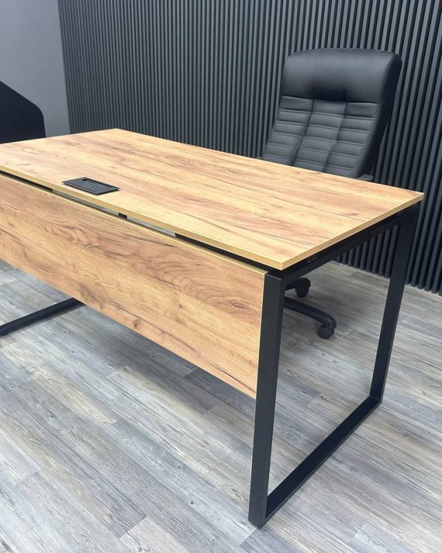Офісний письмовий стіл Loft Details KS 140b, 18 мм