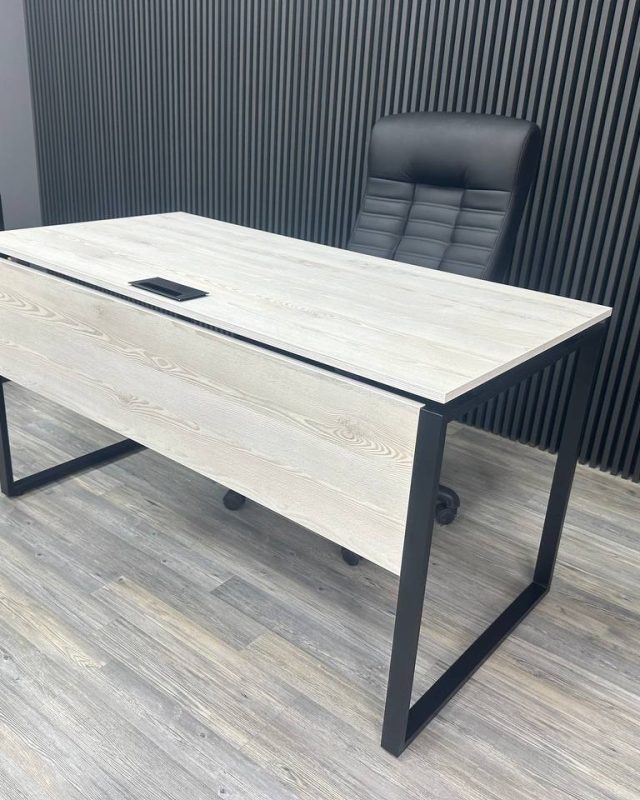Офісний письмовий стіл Loft Details KS 160b, 18 мм