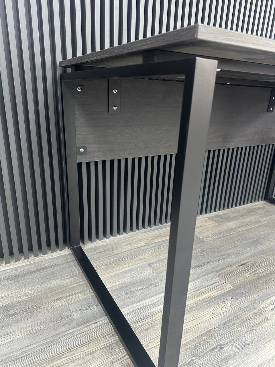 Офісний письмовий стіл Loft Details KS 140b, 18 мм
