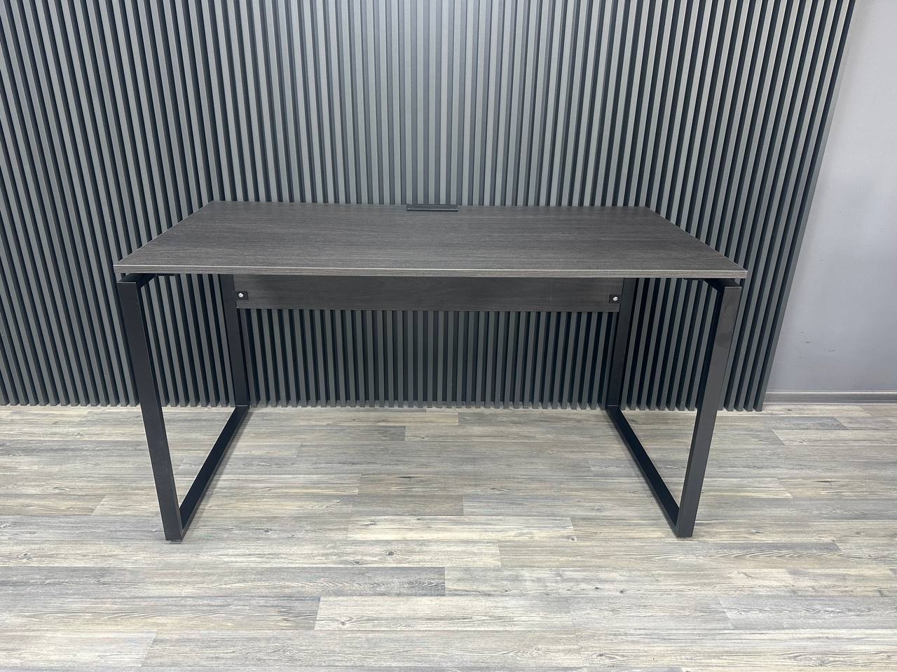 Офісний письмовий стіл Loft Details KS 120b, 18 мм
