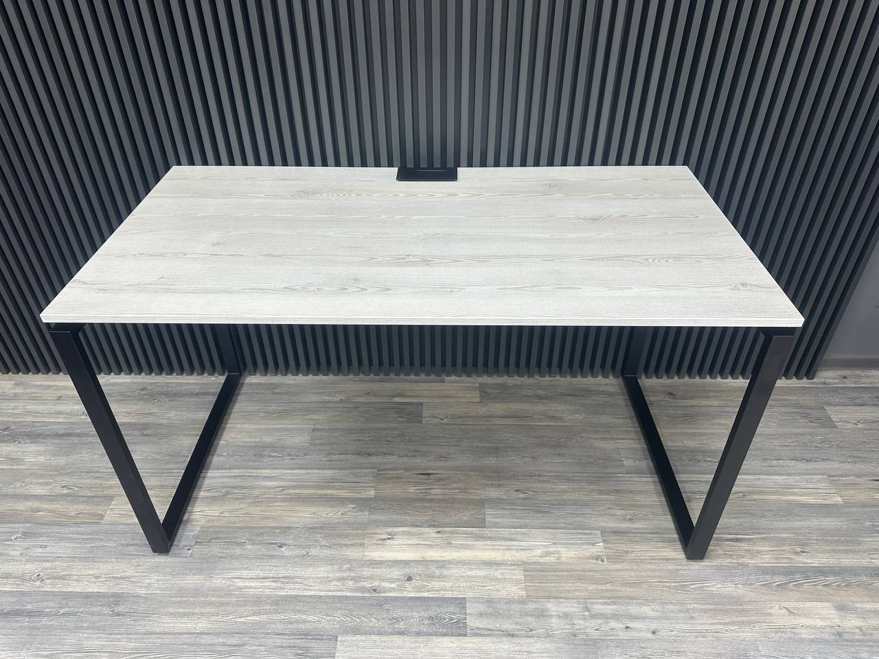 Офісний письмовий стіл Loft Details KS 120b, 18 мм